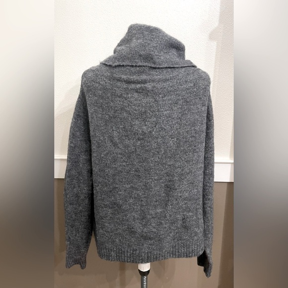 H&M Draped Cowl Neck Sweater Wool Blend Sz M Charcoal Gray Dropped Shoulders - Picture 4 of 7